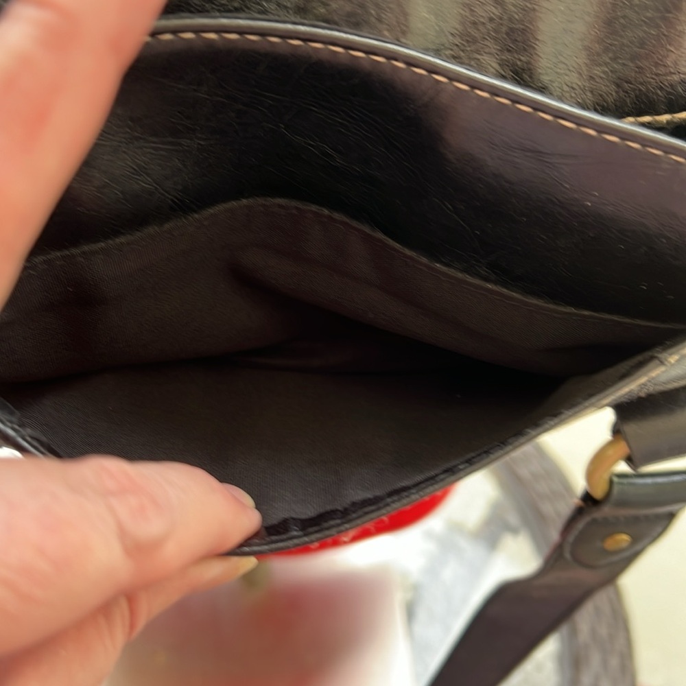 Worthington Vintage Leather Bag - Picture 10 of 10